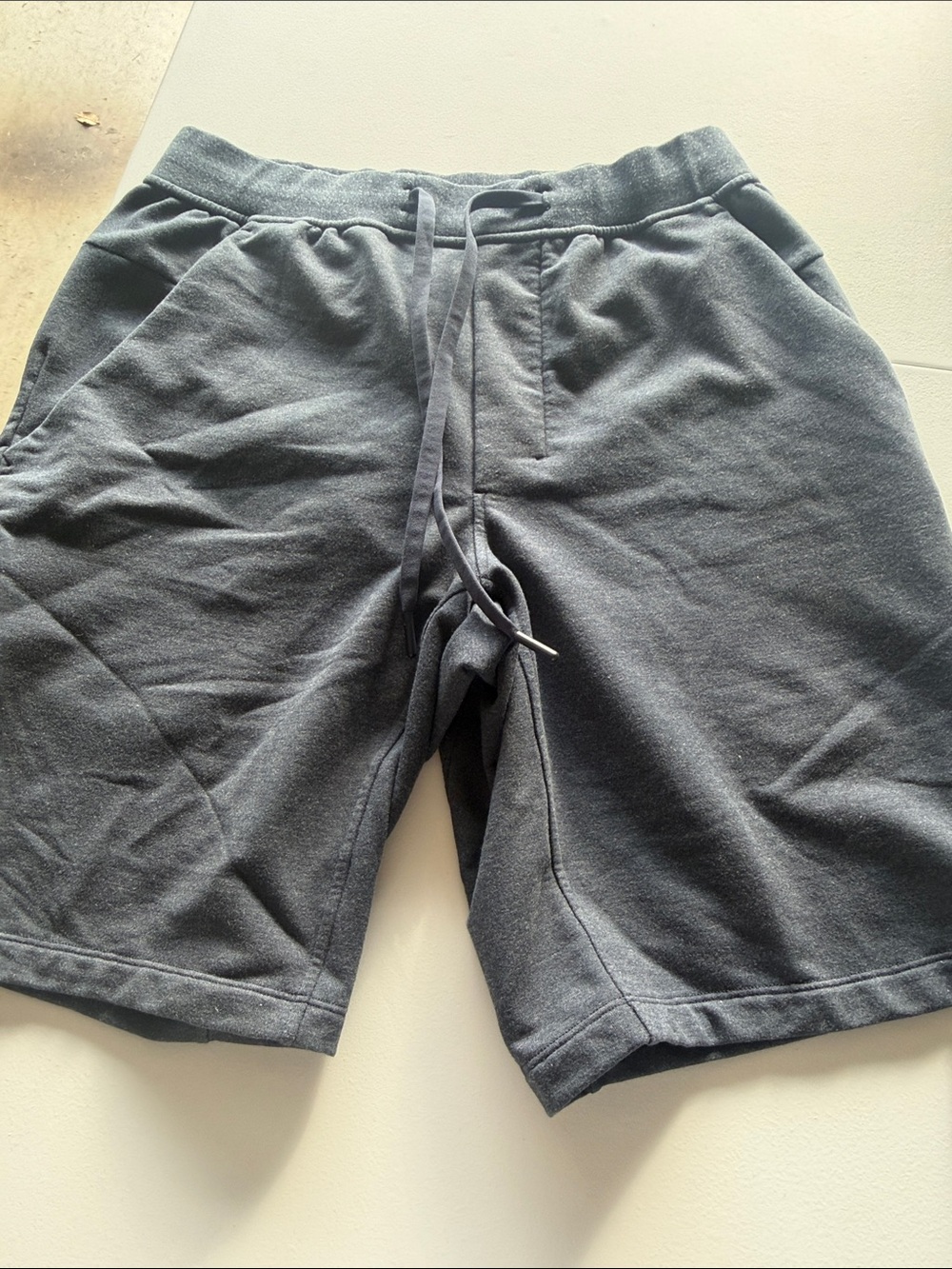 Men's Lululemon Navy Drawstring Athletic Shorts, Size M